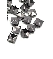 Süs Tırnaklı Platin Çakma Kare Piramit 10 mm 20 Adet Metal Trok