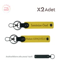 Teyzeye Yılbaşı Armağanı, İsim & Soyisim Kişiselleştirilmiş 2’li Anahtarlık, Sarı-Siyah