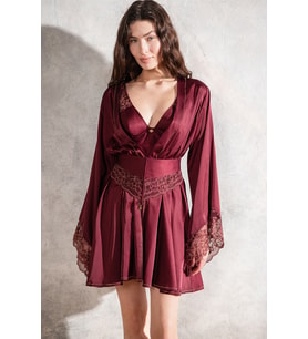 Brigette Bordo Altın Detaylı Dantel Detaylı Kısa Saten Sabahlık / Kimono