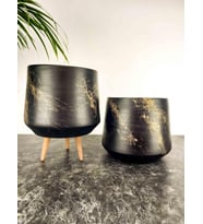 Bitki Tasarımı Siyah Üzeri Gold Mermer Efektli Keskin Hatlı Toprak Saksı Saksılık Salon Çiçeklik İkili Set Ayaksız - 3 Ayaklı- 19 CM