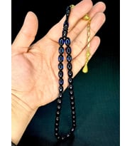 SÜRMELİ UÇAK CAMI TESBİH MAVİ SİYAH RENKLİ KAPSÜL KESİM T-753 (Çok Renkli)