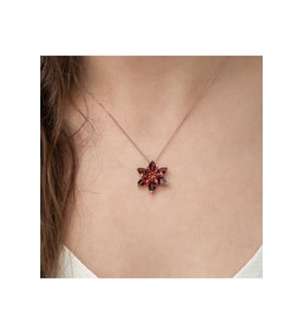 925 Ayar Gümüş Rose Kırmızı Lotus Çiçeği Kolye