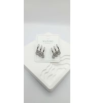 Silver Renk Üçlü Görünüm Oval Taşlı Küpe