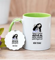 Kişiye Özel Herkes Delirdi Tasarım Esprili Yeşil Kupa Bardak ve Anahtarlık