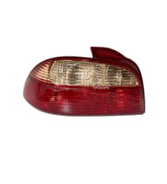 Leoparts Toyota Avensis Stop Lambası Sol 2001-2002 81561-05090