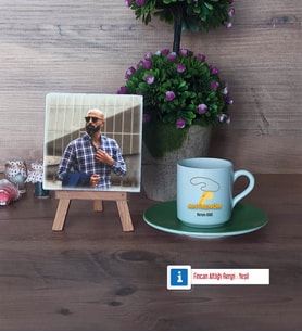 Antrenör Fotoğraflı Dekoratif Taş, Ahşap Altlıklı Türk Kahvesi Fincanı Hediye (Model 9)