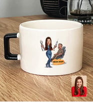 Kişiye Özel Karikatürlü Kadın Diş Hekimi Lüks Fincan Tıp Bayramı Hediyesi