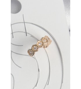 Pirinç Gold Renk Zirkon Taşlı Bal Peteği Model Kadın Kıkırdak Küpe (Altın)