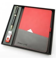 Signator® Codex  N368 Kişiye Özel Defterli Set - İsme Özel Siyah Kalem + İsme Özel Kırmızı Defter + İsme Özel 32 GB Usb Bellek  İsme Özel Kutusunda Hediyelik Set (Karışık)