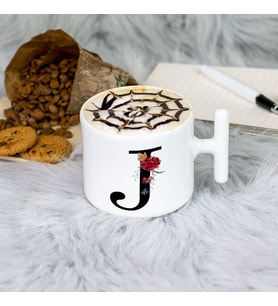 J Harfi Latte Fincanı