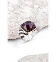 Gümüş Fasetli Garnet Zirkon Taşlı Süslemeli Çizgili Kasa Erkek Yüzük