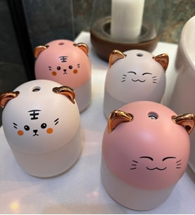 Led Işıklı Hava Nemlendiricisi Kedi Tasarımlı Buhar Makinesi - BEYAZ Şaşkın Kedi (Pembe)