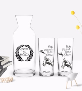 BK Gift Kişiye Özel Renkli Baskılı Rakı Şişesinde Balık Olsam Tasarımlı İkili Rakı Bardağı ve Karaf Hediye Seti-1 (Model 1)