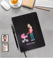 Kişiye Özel Babalar Günü Baba Kız Bebek Karikatürlü Siyah Defter Kalem Hediye Seti Model-1