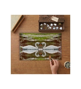 İki Beyaz Kuğu Kalp Şeklinde Tasarımı 240 parça Ahşap Puzzle Ahşap Kutuda MP00907