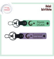 Doğum Gününe Hediye, Çocuk Ve Ayyıldız Temalı Kişisel İsimli 2’li Anahtarlık Takımı, Yeşil-Mor