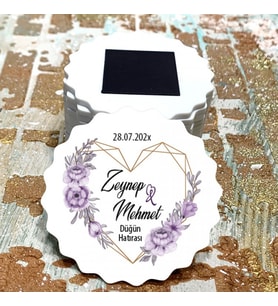 Magnet Hediyelik - Gelin / Damat Mor Çiçekli Tasarım Nişan, Kına, Nikah, Düğün, Söz Hatırası Magnet