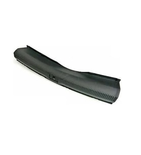 AUDİ - ARKA PANEL KİLİT ÜST KAPLAMASI A4 2009-