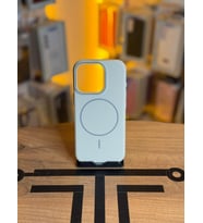 İPhone 16 Pro Uyumlu MagSafe Özellikli Premium Deri Görünümlü Kılıf (Bej)