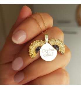 Vaoov 925 Ayar Gümüş Açılan İsimli Ay Çiçeği Kolye (Gold)