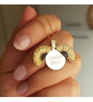 Vaoov 925 Ayar Gümüş Açılan İsimli Ay Çiçeği Kolye (Gold)