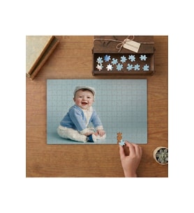 Gülen Sevimli Bebek Tasarımı 240 parça Ahşap Puzzle Ahşap Kutuda MP00660