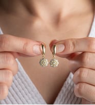925 Ayar Gümüş Gold Sallantılı Çiçek Küpe