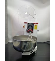 DEV MİKSER KAPAKLI HAMUR KARMA MAKİNASI 25 KG UN 10 LT SU 35 KG KAPASİTELİ