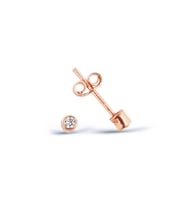 925 Ayar Gümüş Rose Mini Zirkon Tektaş Küpe - K037601