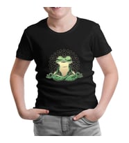 Meditating Frog Siyah Çocuk Tshirt