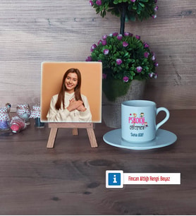 Psikoloji Öğretmeni Fotoğraflı Dekoratif Taş, Ahşap Altlıklı Türk Kahvesi Fincanı Hediye (Model 2)