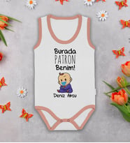 BK Kids Kişiye Özel Burada Patron Benim Pembe Biyeli Askılı Sıfır Kol Bebek Body Zıbın, Yeni Doğan Bebek Hediyesi