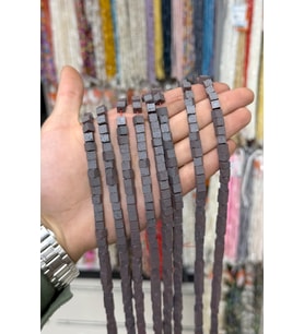 Hematit Taşı Küp Kesim Mat Gri 6x6mm Doğal Taş Dizi