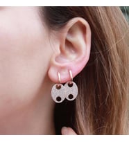 Düğme Modeli Zirkon Taşlı Rose Gold Kaplama Gümüş Küpe