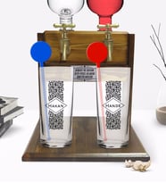 BK Gift Kişiye Özel Renkli Baskılı İsimli İkili Vodka Bardağı ve Çift Musluklu Doğal Ahşap Vodka Standı-25 (Model 1)