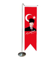 Masa Üstü Kırlangıç Atatürklü Masa Bayrağı + Krom L Direk Masa Bayrak Seti