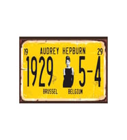 Audrey Hepburn 1929 Doğum Temalı Retro Ahşap Poster Tablo  Vintage Plaka Tasarımı