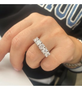 SWAROVSKİ TAŞLI GÜMÜŞ BEŞTAŞ YÜZÜK