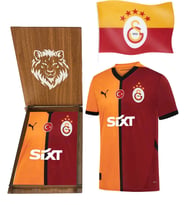 Galatasaray Orijinal 5 Yıldız İç Saha Parçalı Forma Elde Sallama Bayrak Ahşap Kutu Hediyeli (Kırmızı)