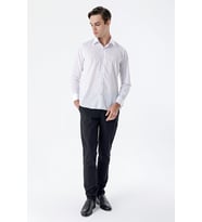 Beyaz Klasik Yaka Uzun Kol Cepsiz Slim Fit Basic Pamuklu Gömlek 1004255059