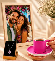Kişiye Özel Fotoğraflı Hediye Seti Pembe Kahve Fincanı ve Pembe Taşlı Lotus Kolyeli