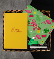 eJOYA Kişiye Özel Defter & Kalem & Mousepad & Usb Bellek Hediye Kutusu 112958