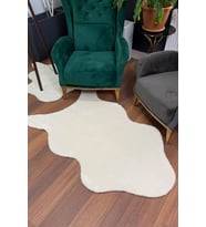 Krem Renkli Yumuşak Yüzeyli Kaydırmaz Post Peluş Halı