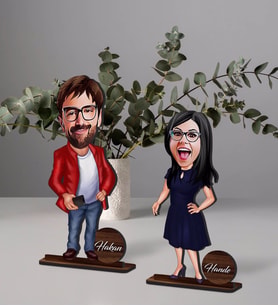 BK Gift Kişiye Özel Sevgili Karikatürlü Ahşap Biblo Seti Model-2