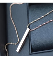 Dikdörtgen Rose Gold Çelik Plaka Kolye