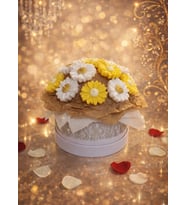 Mumelia LumiDaisy Golden Bloom - Doğal Soya Mum Buketi