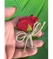 BOY7 CM İĞNELİ DAMAT YAKA ÇİÇEĞİ BROŞ GİYİM AKSESUARI (Kırmızı)