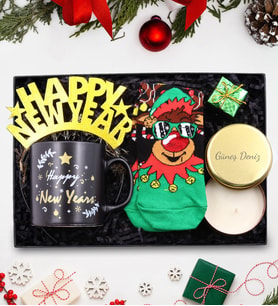 Yılbaşına Özel Gold Metal Kutulu Mum & Happy New Years Kupa & Yılbaşı Çorabı & Happy New Year Taç Hediye Seti