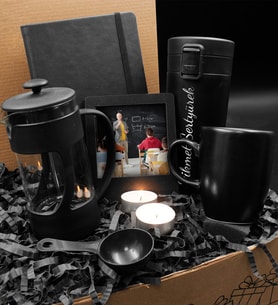 Öğretmenler Gününe Özel 400 ML Çelik Termos & French Press & Kişiye Özel Plakalı Defter & Siyah Kupa & İkili Mum & Çerçeve