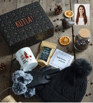 Kişiye Özel Karikatürlü Cute But Virgo Başak Burcu Hediye Kutusu - Kişiye Özel Kupa Standart, Filtre Kahve, Eldiven, Bere Doğum Günü Hediyesi